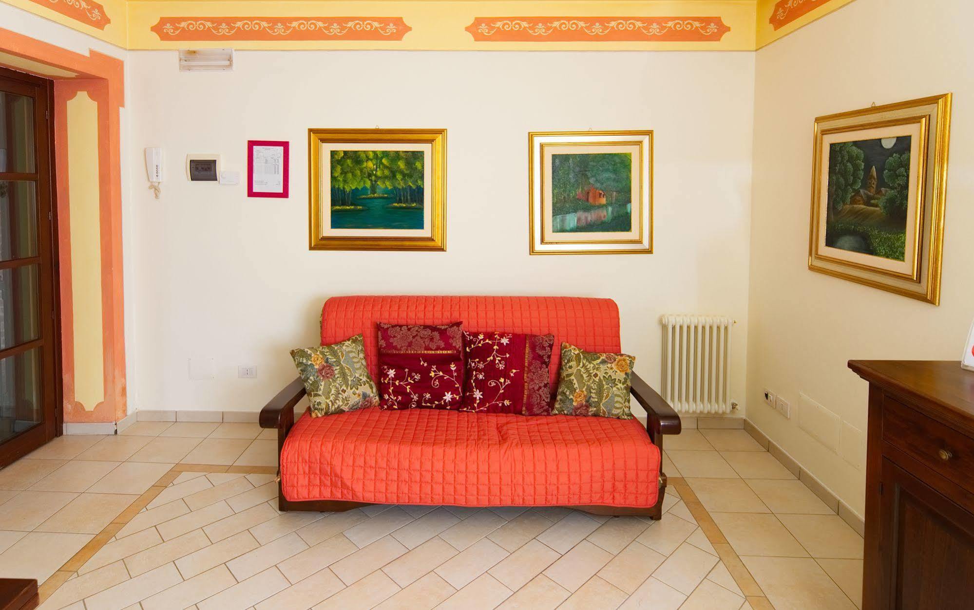 Residenze L'Uncinaia Holiday House Perugia Ngoại thất bức ảnh