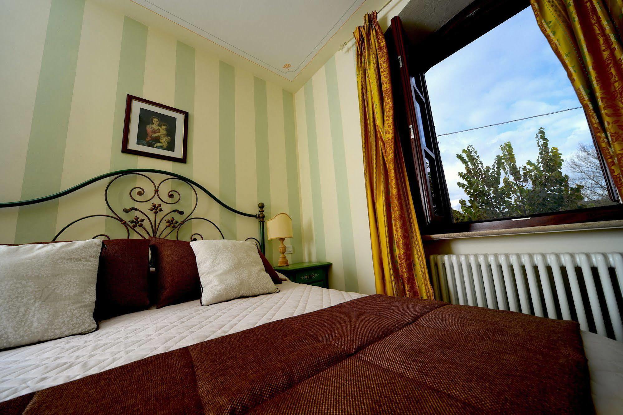 Residenze L'Uncinaia Holiday House Perugia Ngoại thất bức ảnh